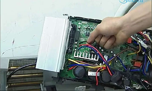 黄冈市美的空调电话是多少